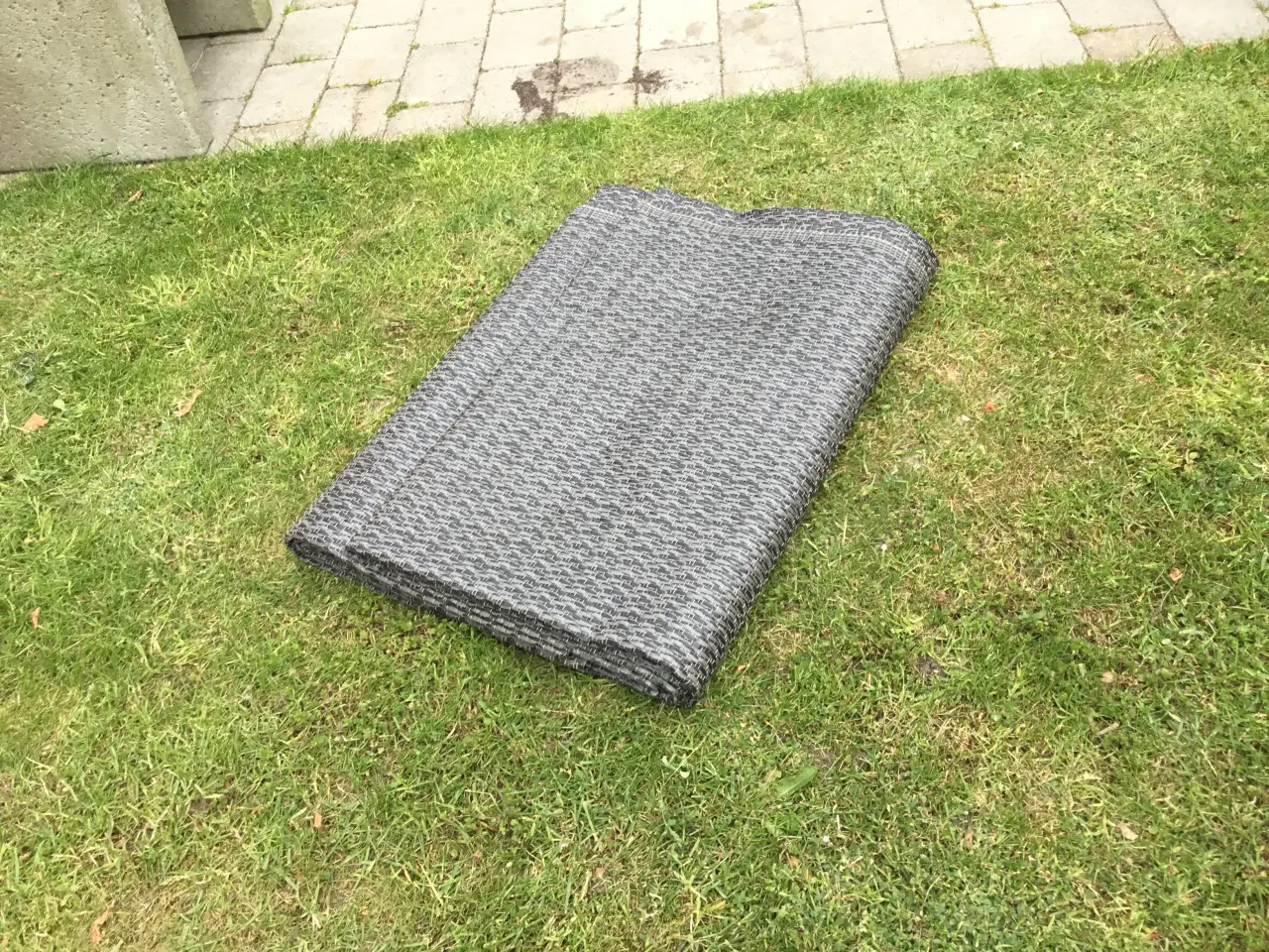 Billede 1 - Camping tæppe til fortelt markise