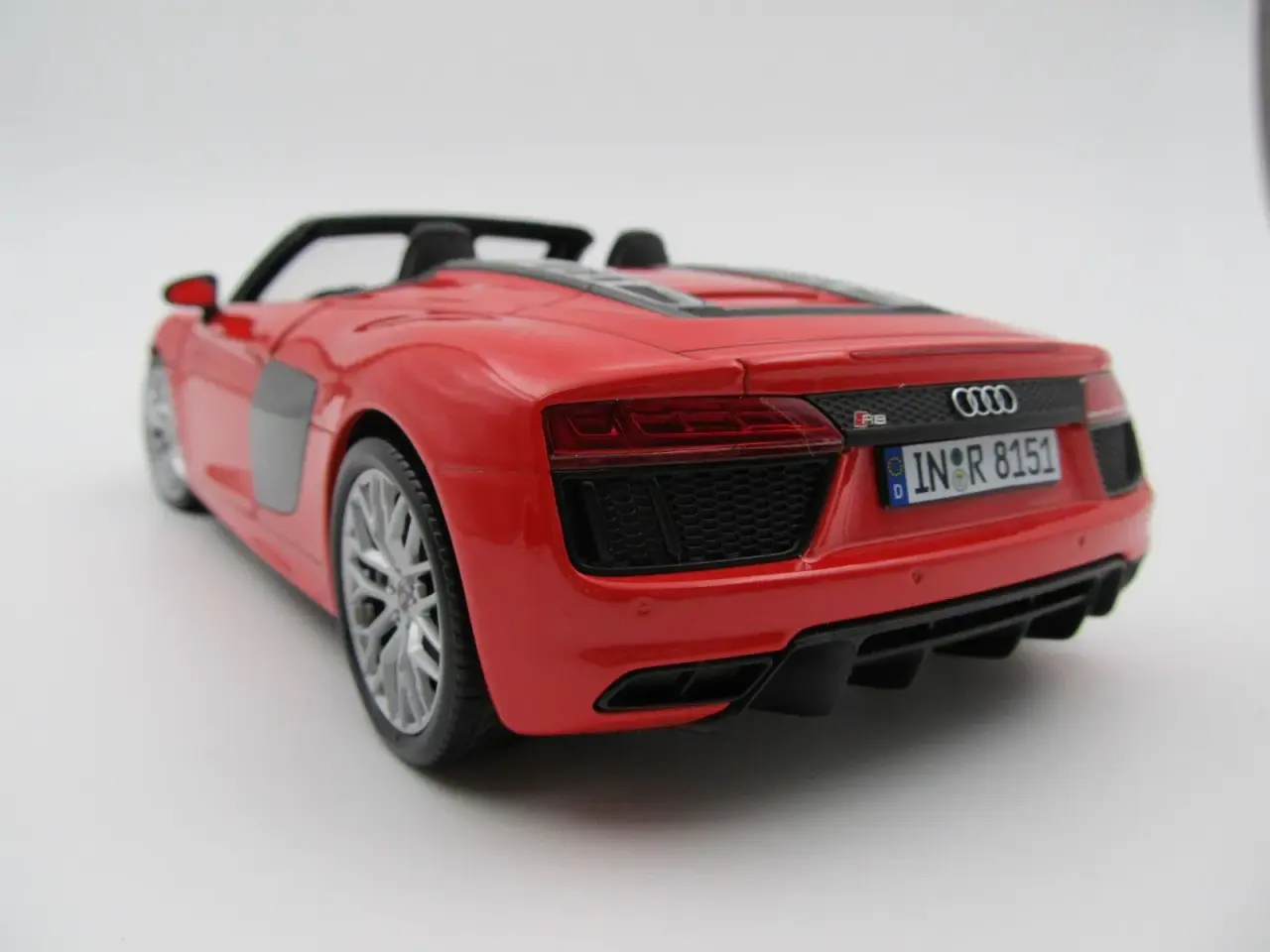Billede 7 - 2016 Audi R8 Spyder 1:18 AUDI Dealer Edition