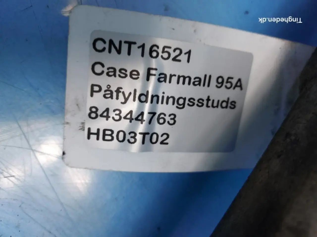 Billede 12 - Case Farmall 95A Påfyldningsstuds 84344763