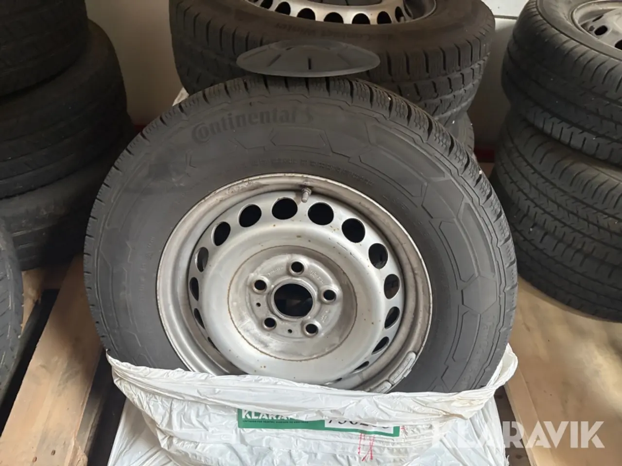 Billede 3 - Vinterdæk Continental 205/75R16C - 4 styk