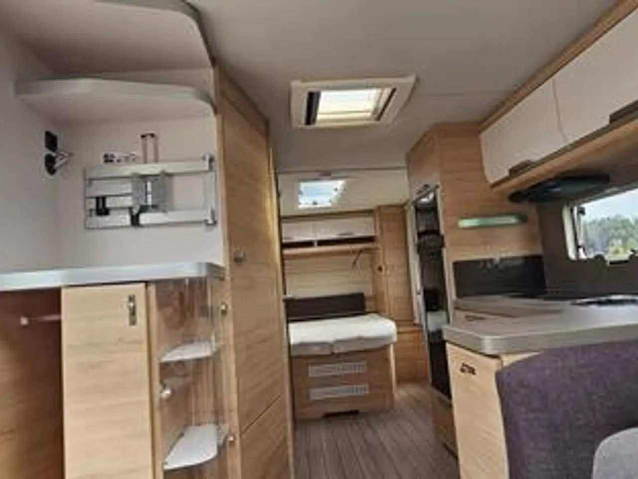 Billede 8 - Knaus Südwind 650 UX - DEMO VOGN Spar 50.000 NU 335.700