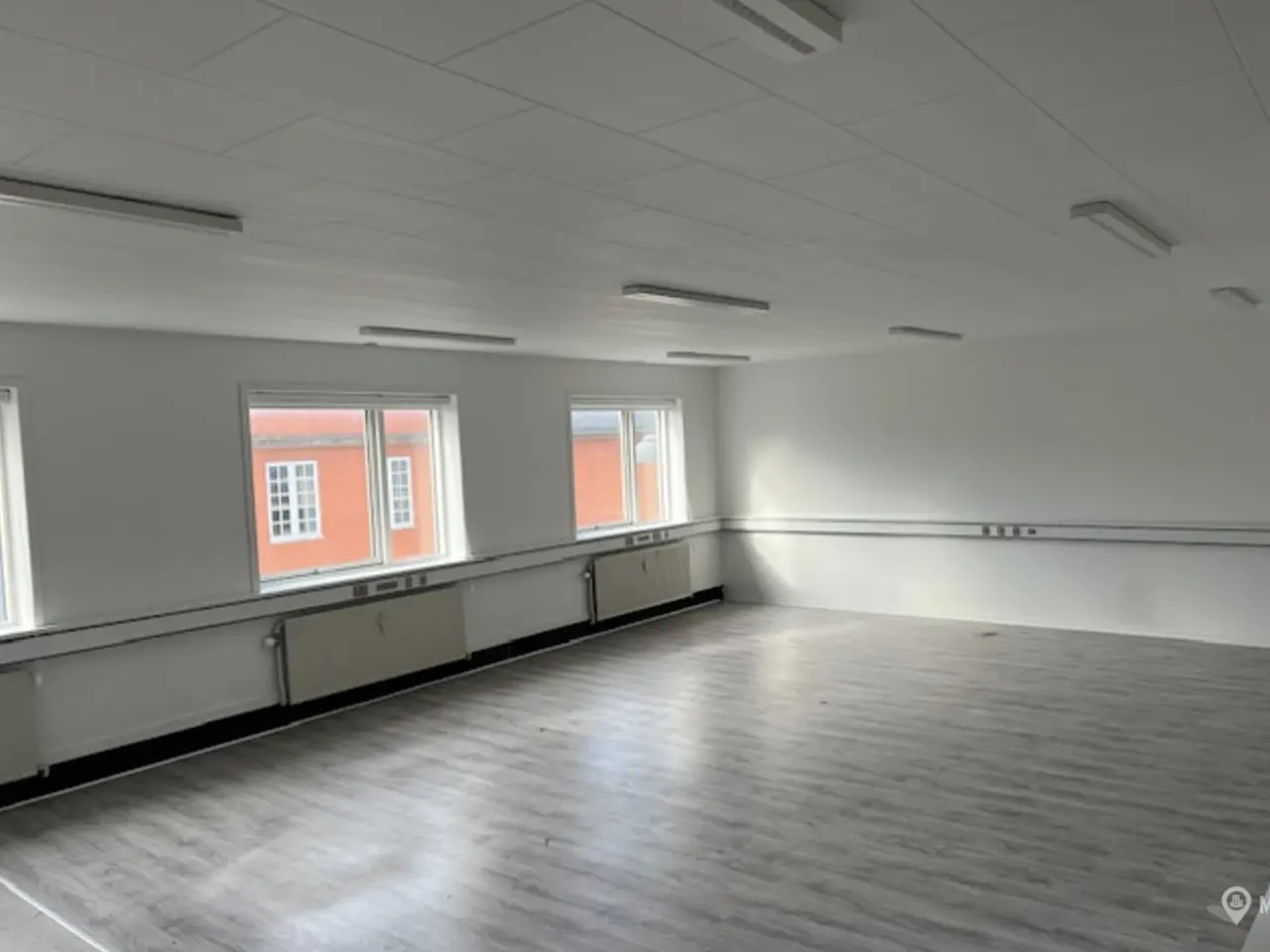 Billede 3 - Kontor / klinik lokale på ca. 120 m² m. eget køkken og toiletter midt på Taastrup Hovedgade