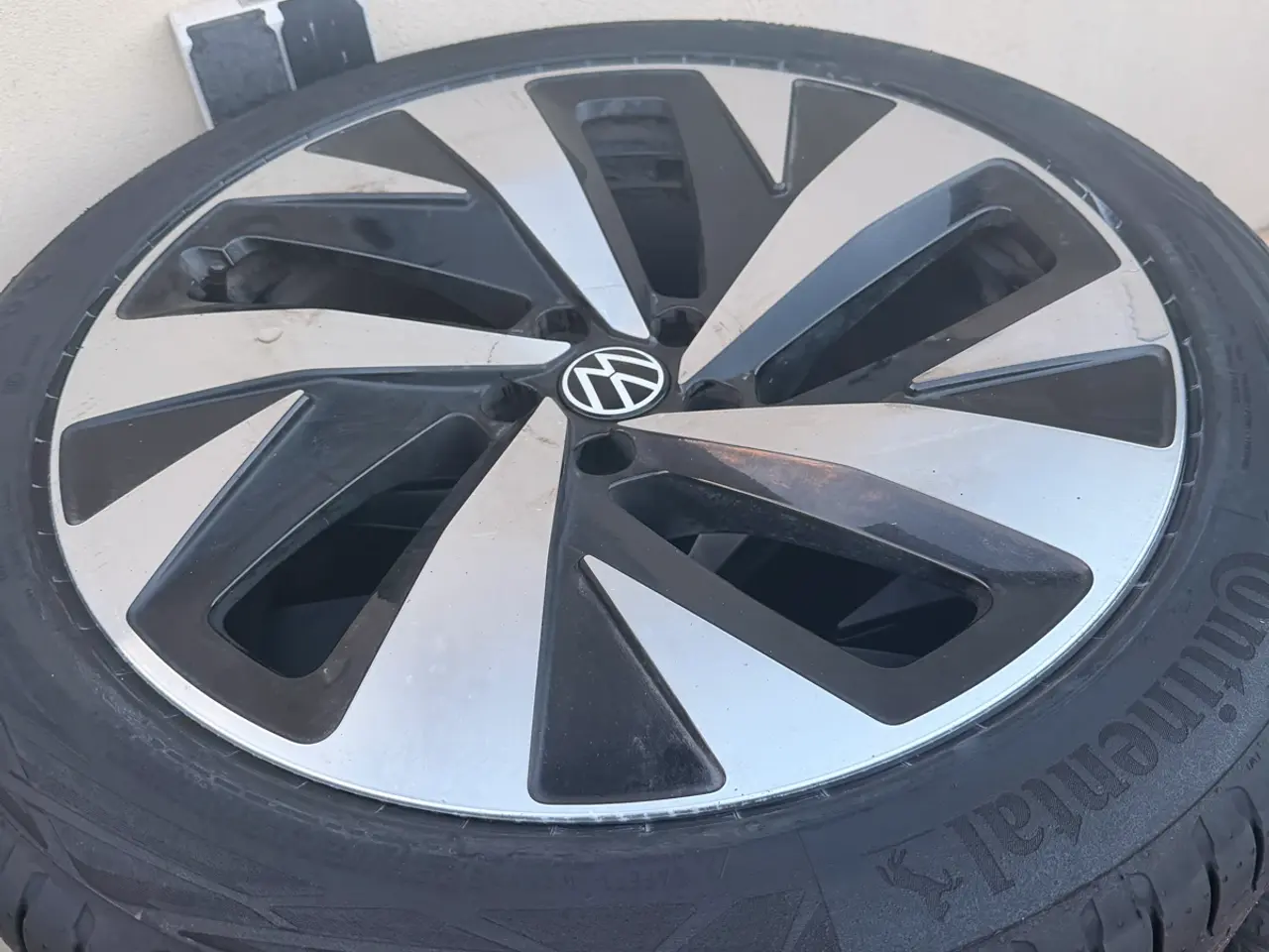 Billede 1 - Original vw fælge med nye dæk