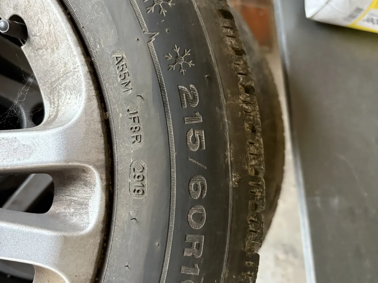 Billede 3 - Vinterdæk Peugeot krydsmål 5x108