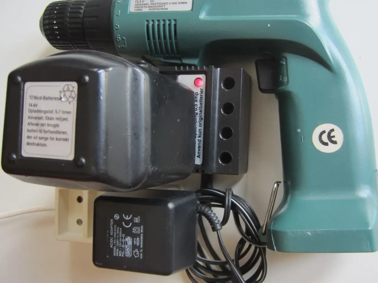 Billede 1 - Opladelig bore- og skruemaskine 14,4V DC variabel