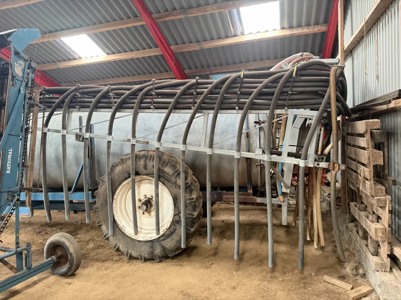 Billede 2 - 10 t gylle vogn med 18 m bum