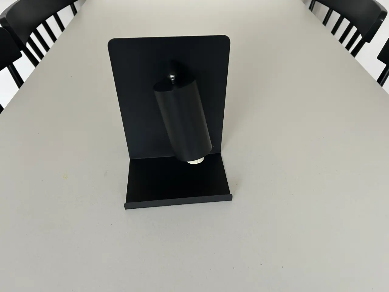 Billede 3 - Væglamper med usb og hylde