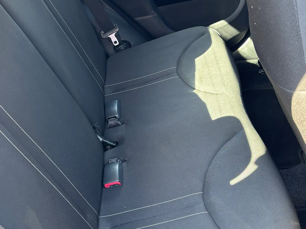 Billede 10 - Sort Peugeot 107 fra 2012