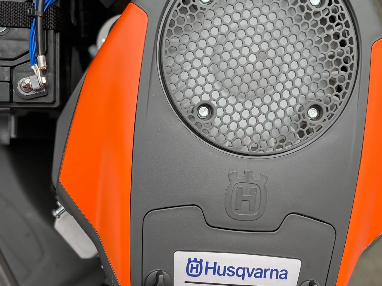 Billede 7 - Husqvarna R216Ts Awd inkl. 103cm klipper - NY MODEL