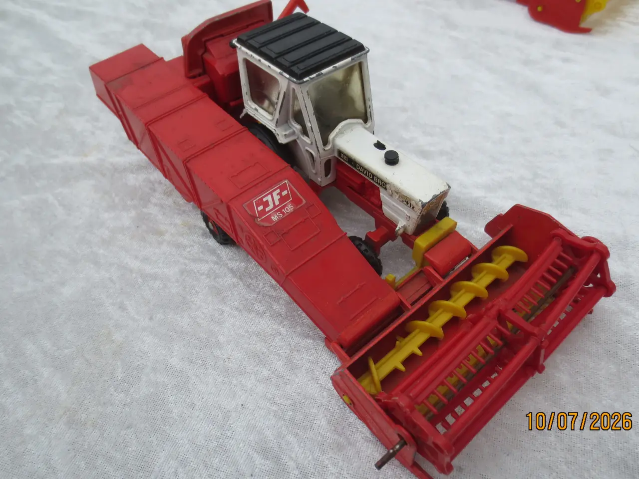 Billede 5 - 2 stk Modeltraktor David Brown 1412 med JF MS 105 