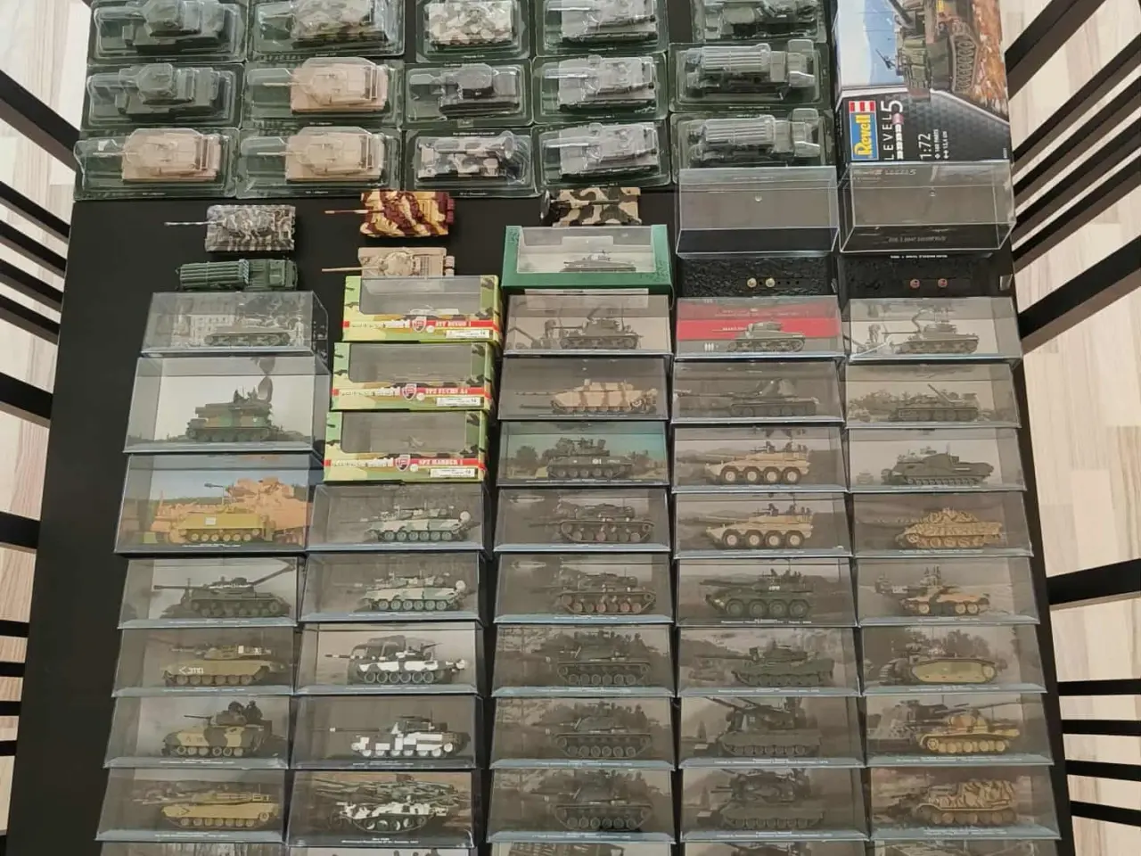 Billede 1 - Model- Kampvogne Tanks 1/72 
