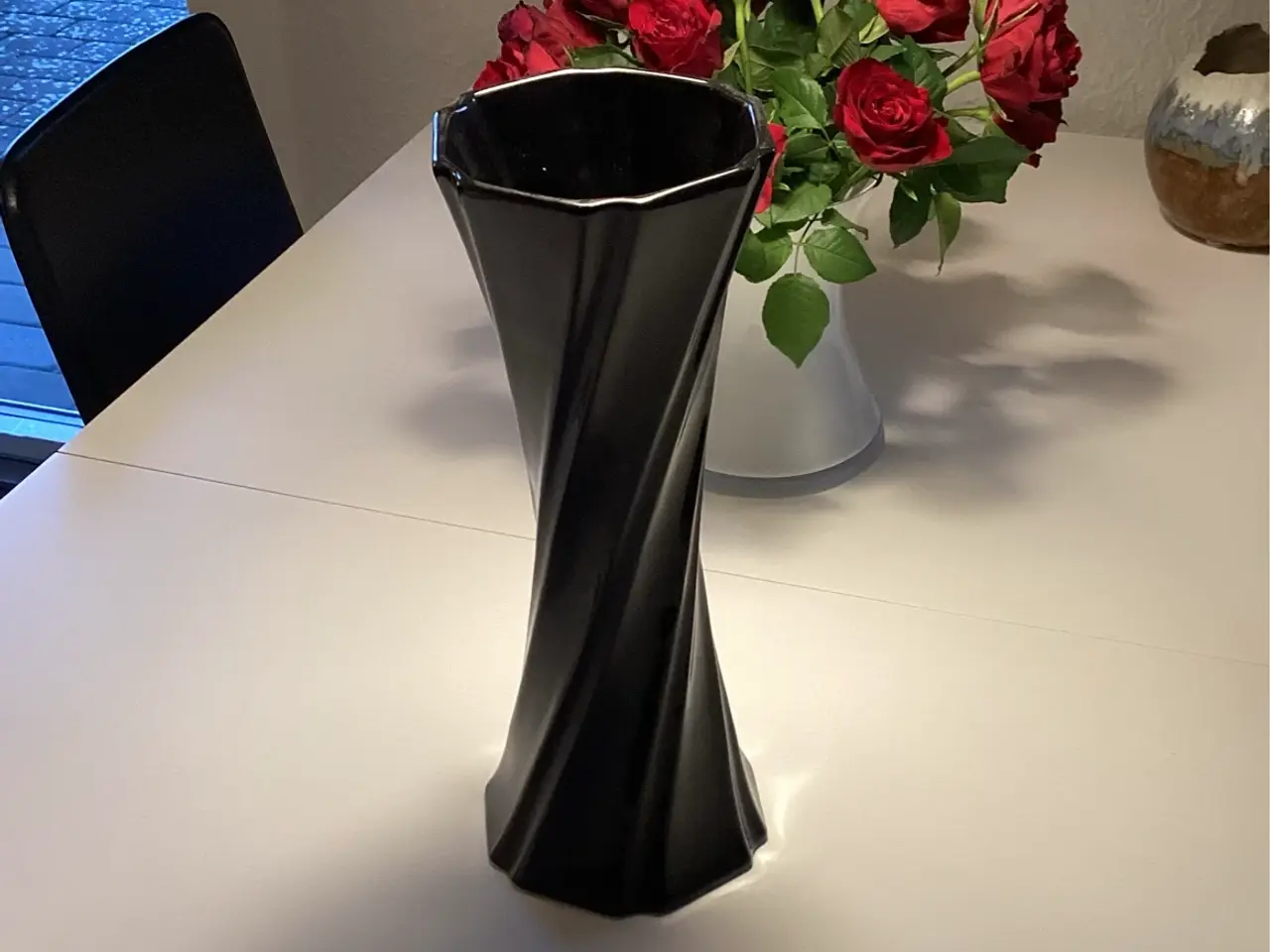 Billede 1 - Sort Kähler vase