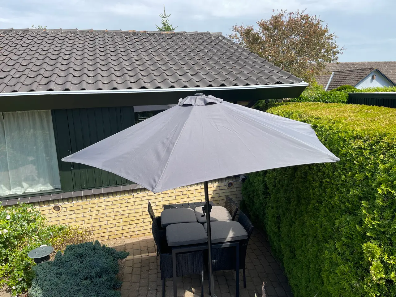 Billede 3 -  Havemøbler og Parasol