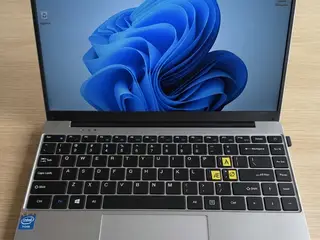 Bærbar pc m. 14" skærm, Win. 11 Pro