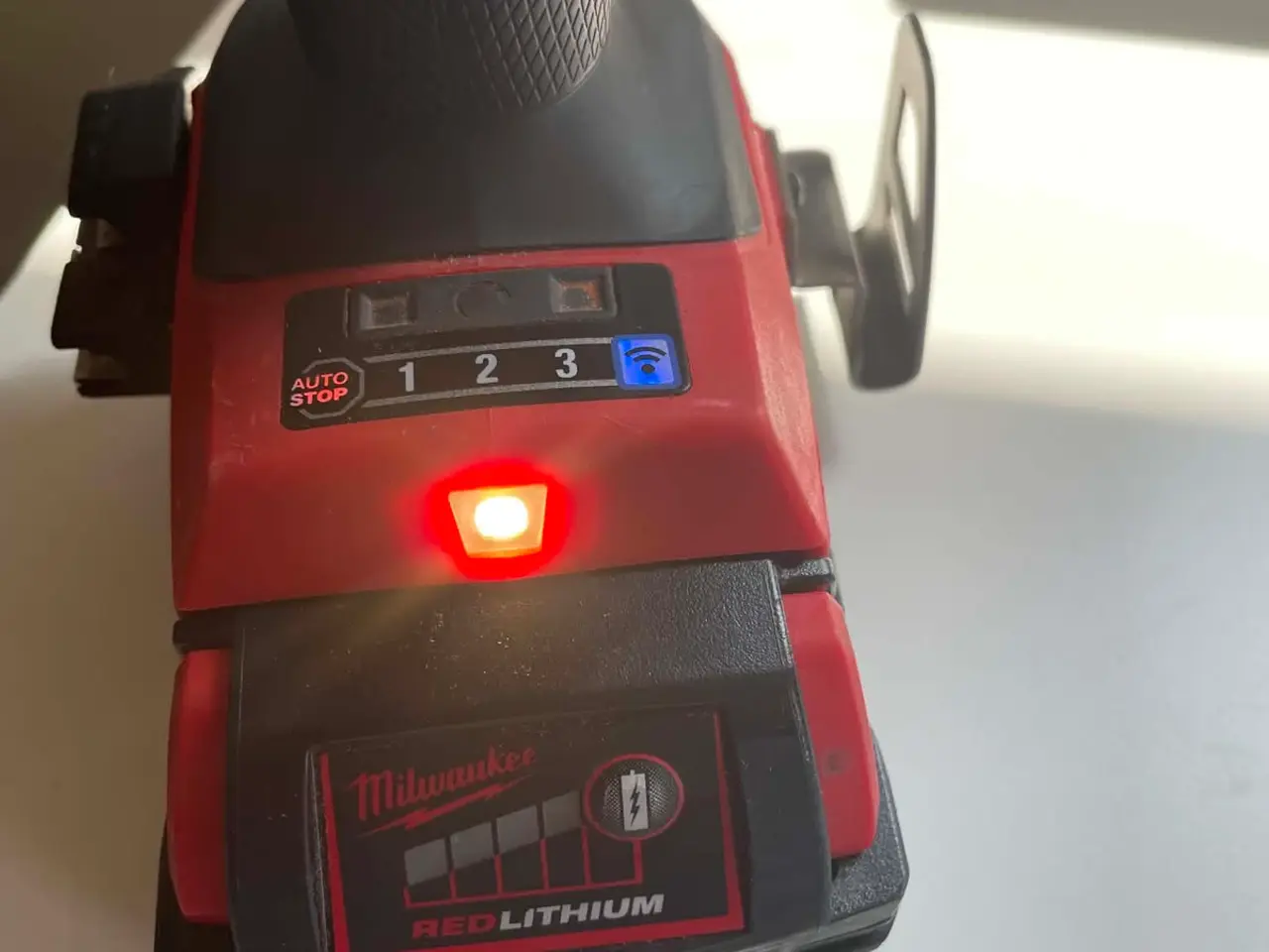 Billede 5 - Milwaukee Fuel akku boremaskine med batteri og lad