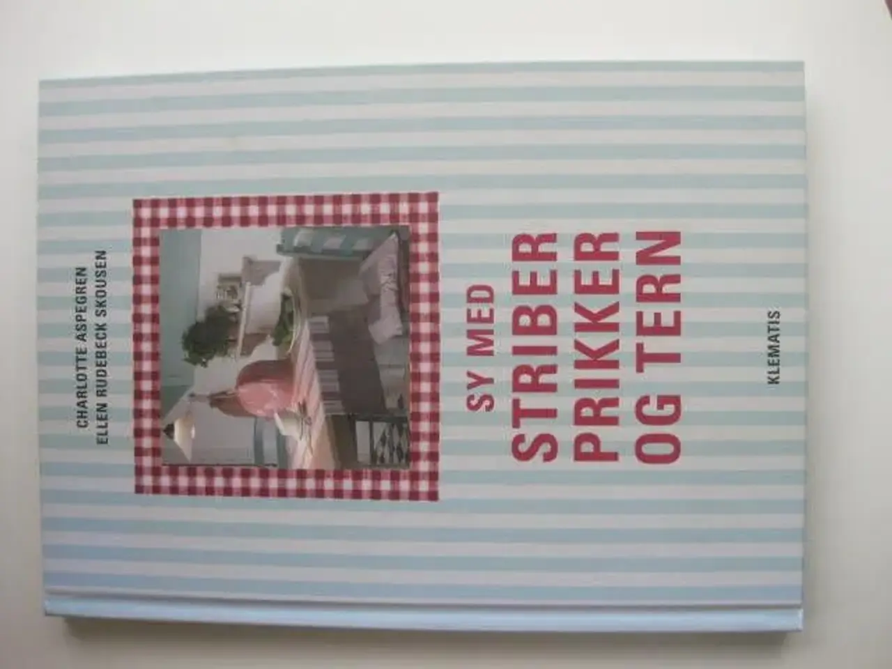 Billede 1 - Sy med Striber Prikker og Tern
