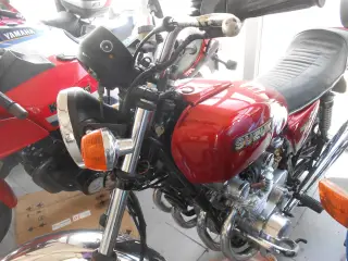 Suzuki GS 550