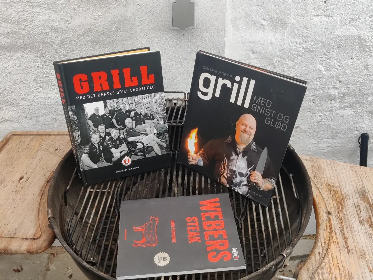Billede 9 - Weber kuglegrill ø57 med 2 riste og masser af tilb