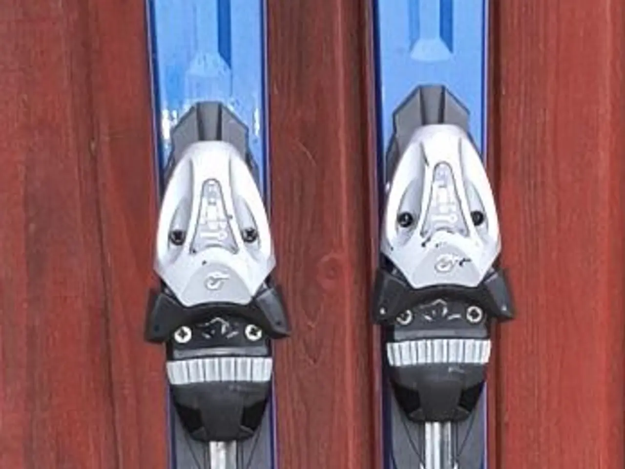 Billede 1 - HEAD C140 CARBON CARVINGSKI, I FLOT STAND