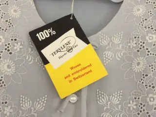 smuk broderet bluse