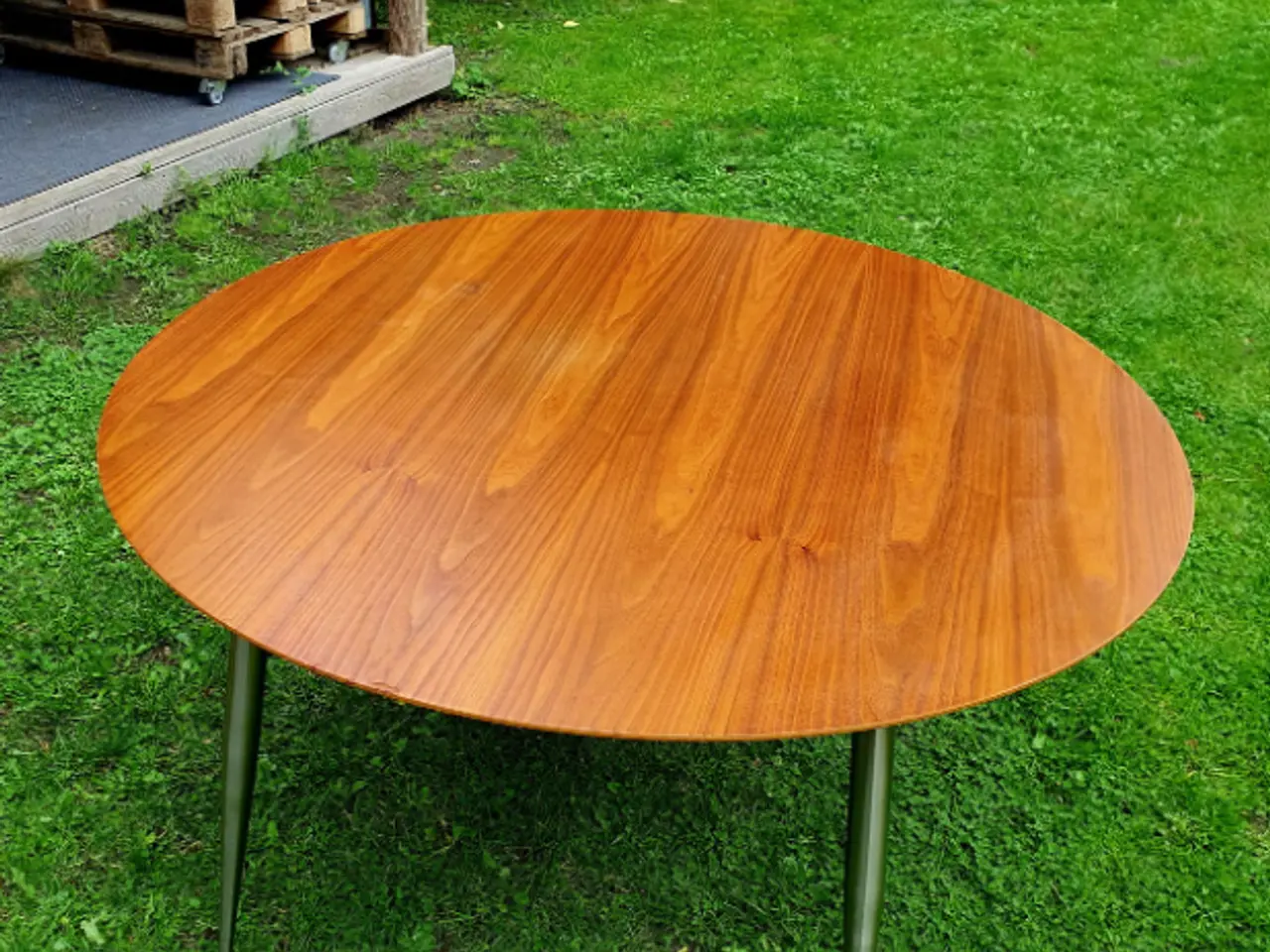 Billede 1 - Rundt Teak Spisebord