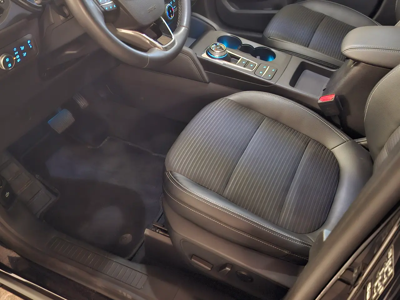Billede 2 - Ford Kuga Titanium X årg 2023 Kun 39000