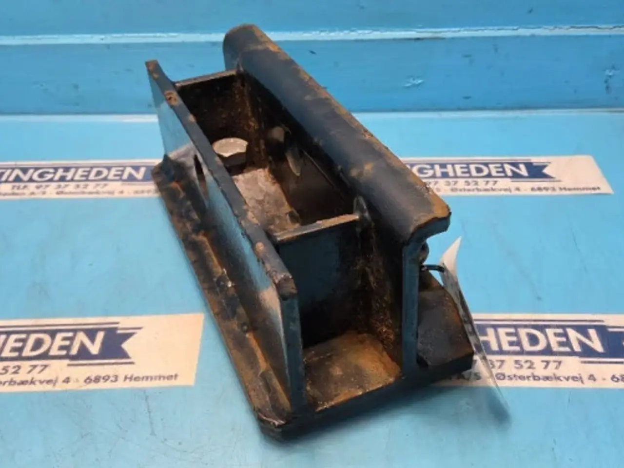Billede 13 - New Holland TN95F Frontvægt Base 5177528