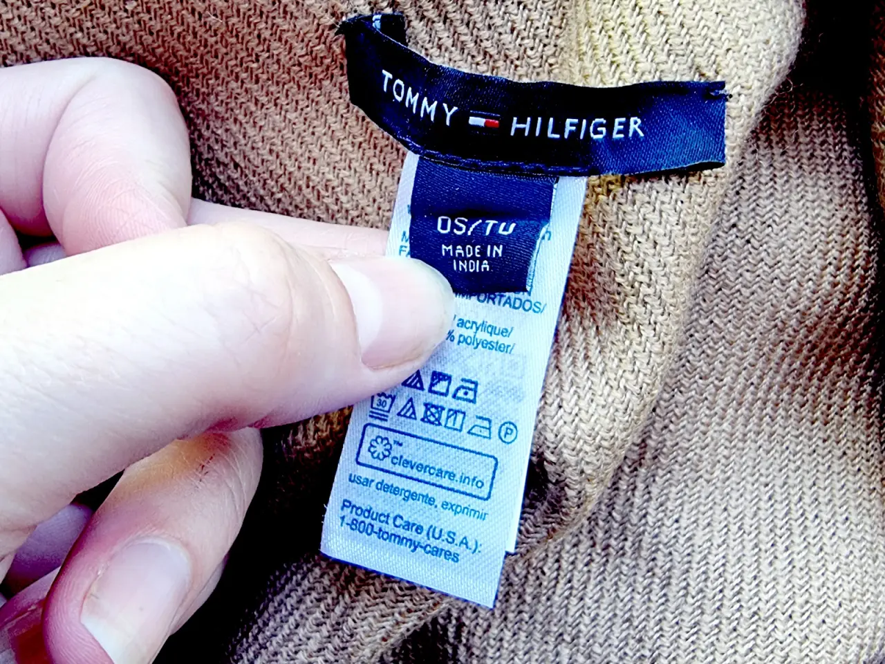 Billede 9 - Tommy Hilfiger poncho alm 1.499,-