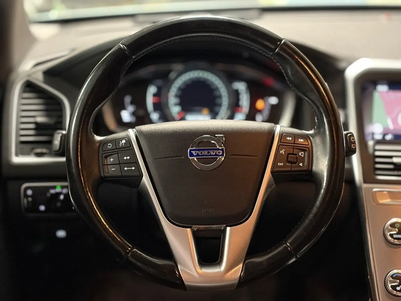 Billede 10 - Volvo XC60 2,0 D4 190 Summum aut.