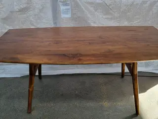 Livo spisebord 180 × 90 cm – Massivt akacietræ 
