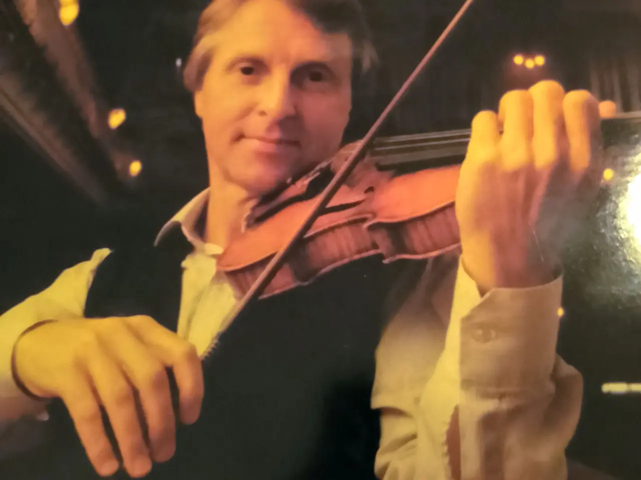 Billede 1 - Arve Tellefsen: Serenade. Klaver: Kaare Ørnung.