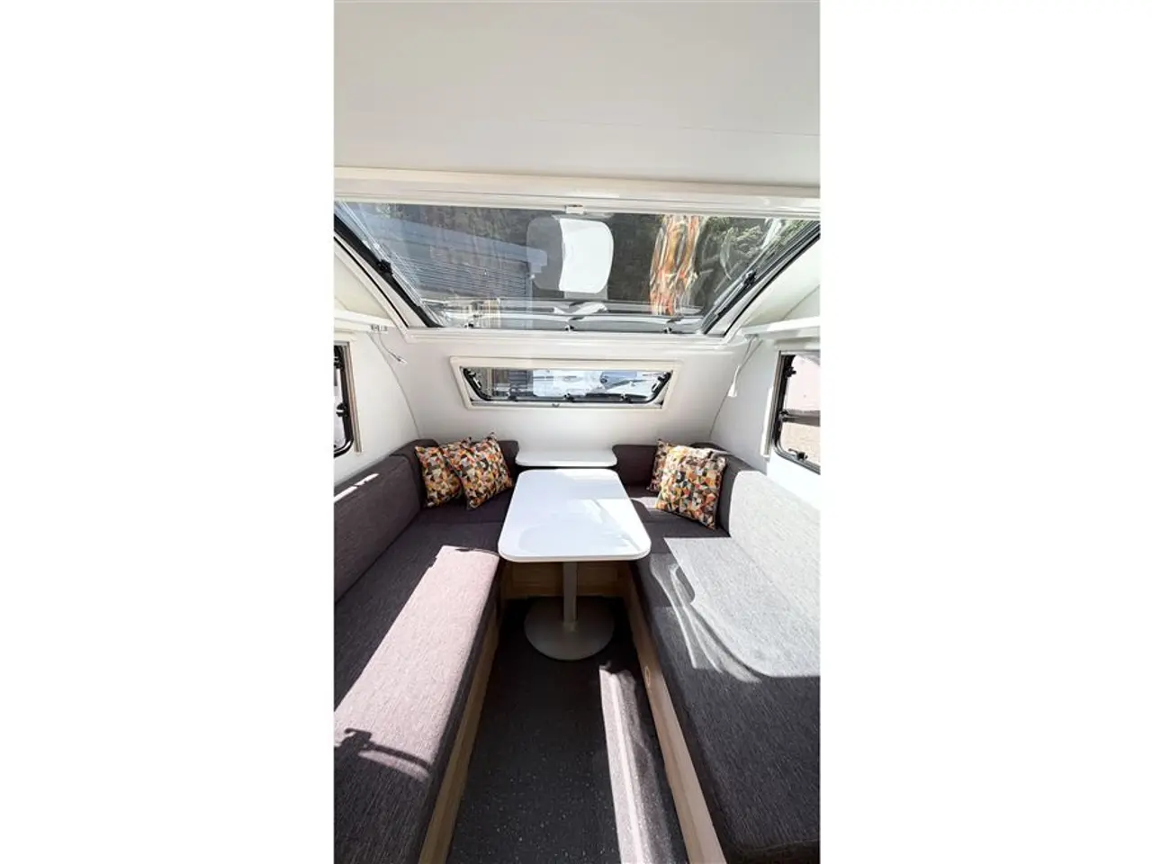 Billede 8 - 2021 - Adria Action 391 LH Enkeltsenge-Lamel-Gulvtemp.-VarioHeat-Mover-Telt