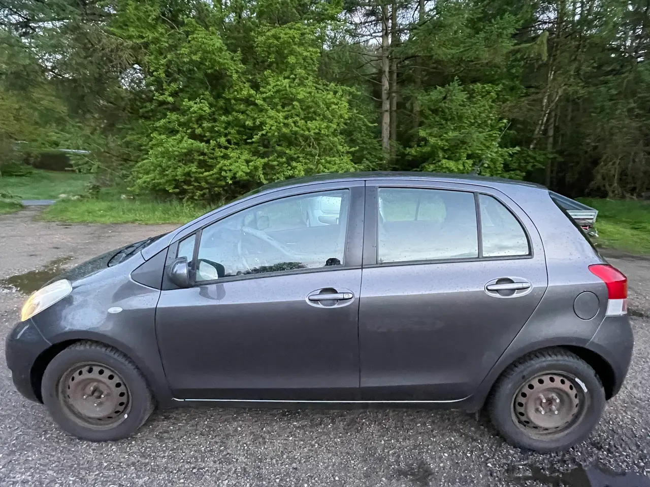 Billede 11 - TOYOTA YARIS 1,3 MAN 2010. 6-GEAR 