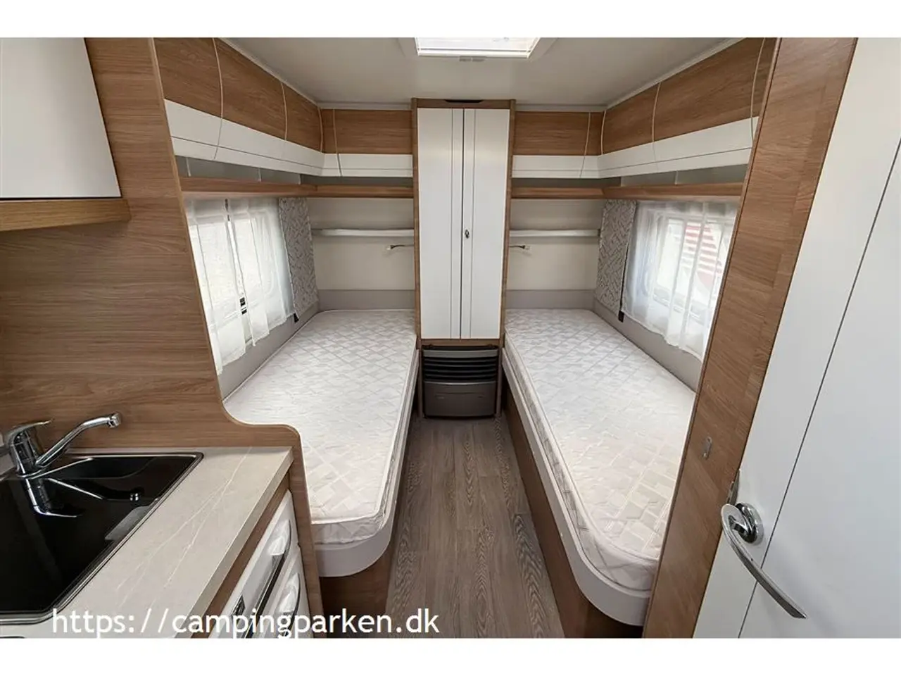 Billede 4 - 2023 - Hobby De Luxe 460 LU Flot, nyere Hobby med populær indretning, mover og posemarkise