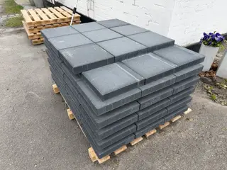 Koksgrå nye fliser 12,69 m2