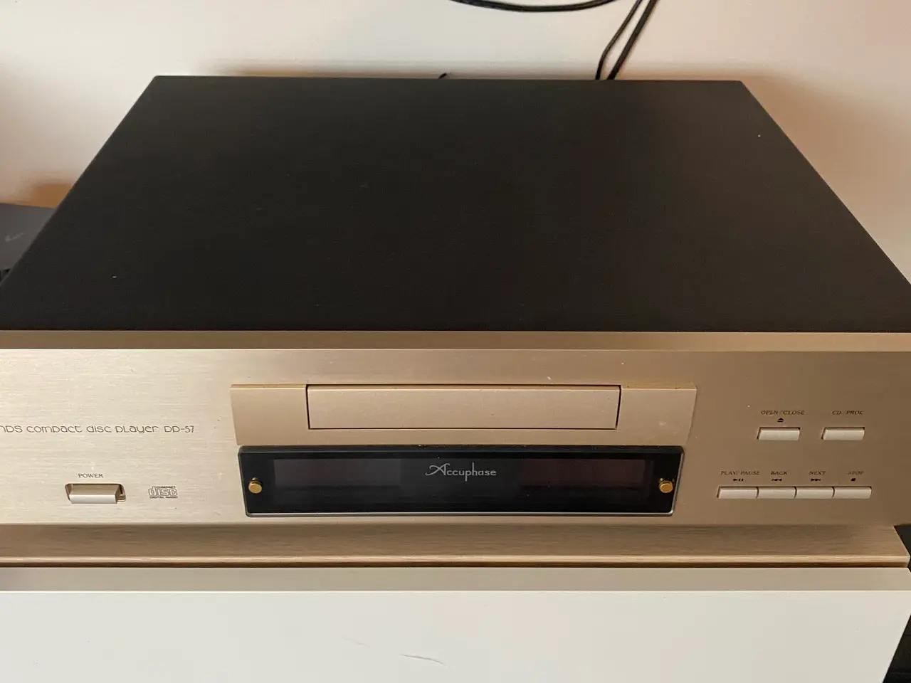 Billede 2 - Hi-Fi setup: Accuphase E-213, Accuphase DP-57