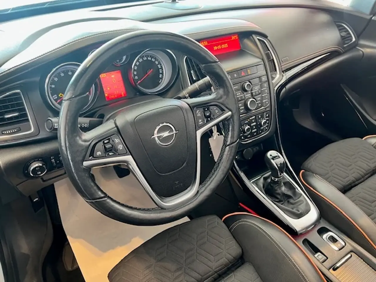 Billede 16 - Opel Cascada Cabriolet turbo 1,4i benzin velholdt 