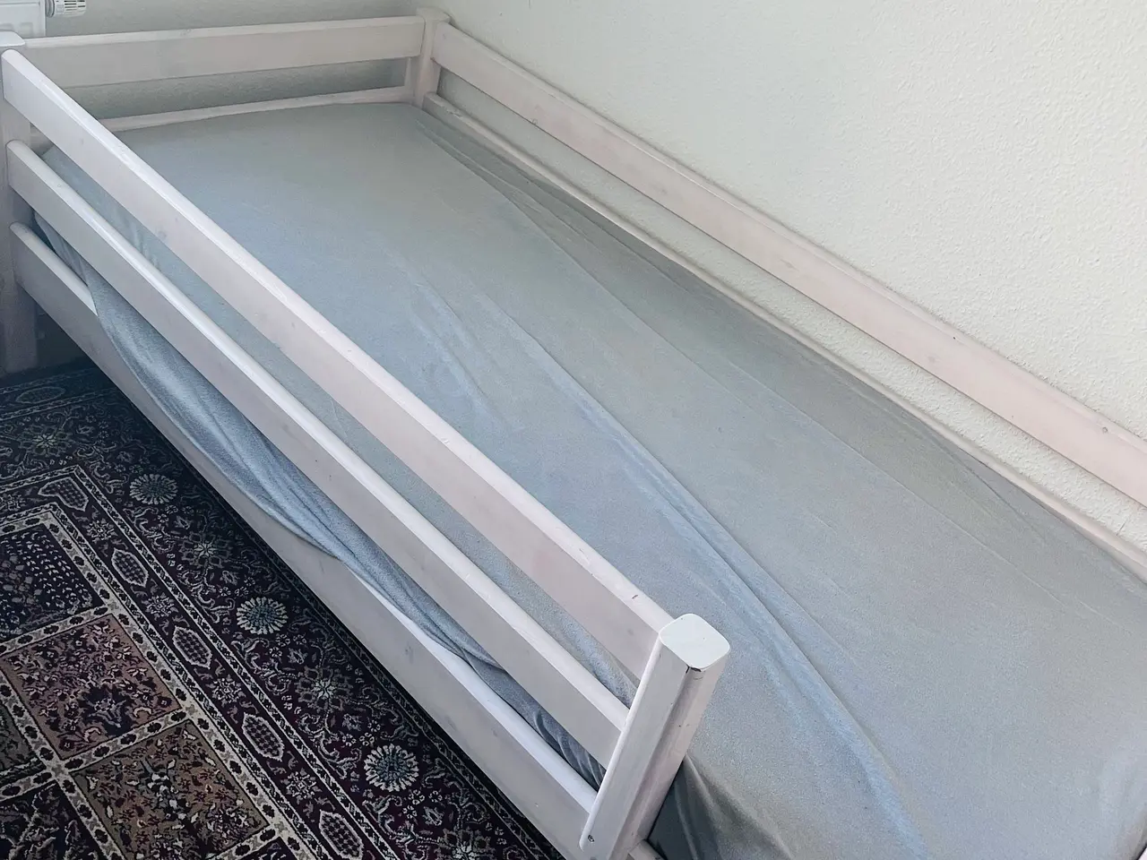 Billede 2 - Højseng inkl. madras, ben og trappe