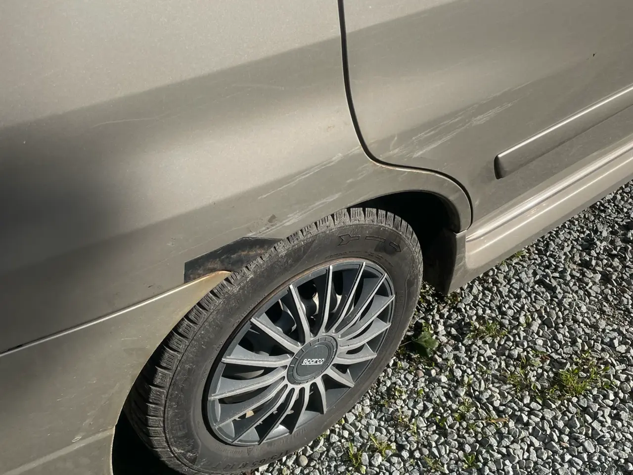 Billede 4 - Suzuki Liana 1.5 år til syn