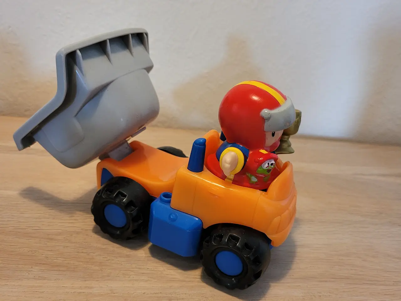 Billede 4 - Vaskehal og figurer Fisher Price