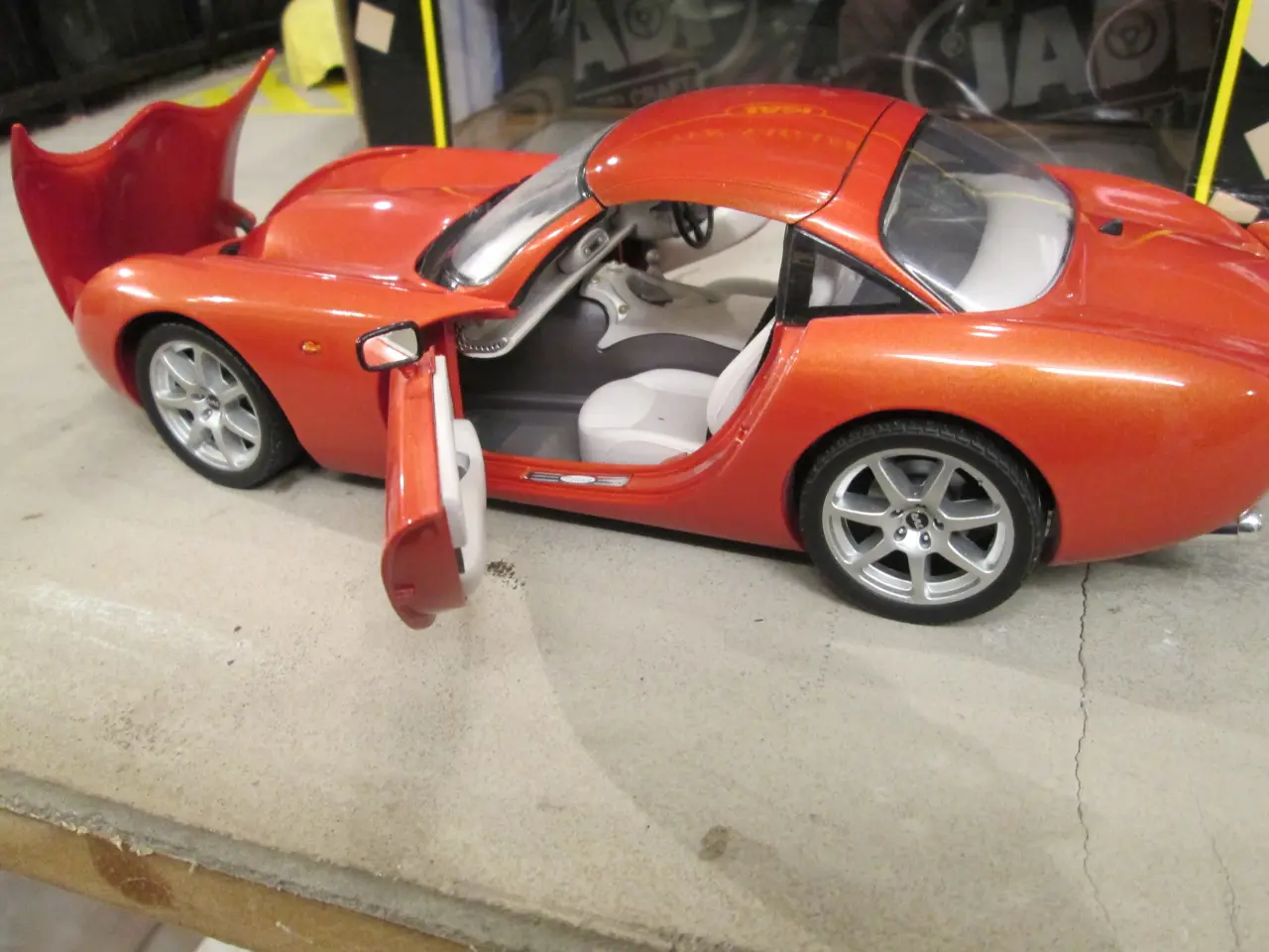 Billede 5 - Modelbil 1:18 Tvr Tuscan Jadi