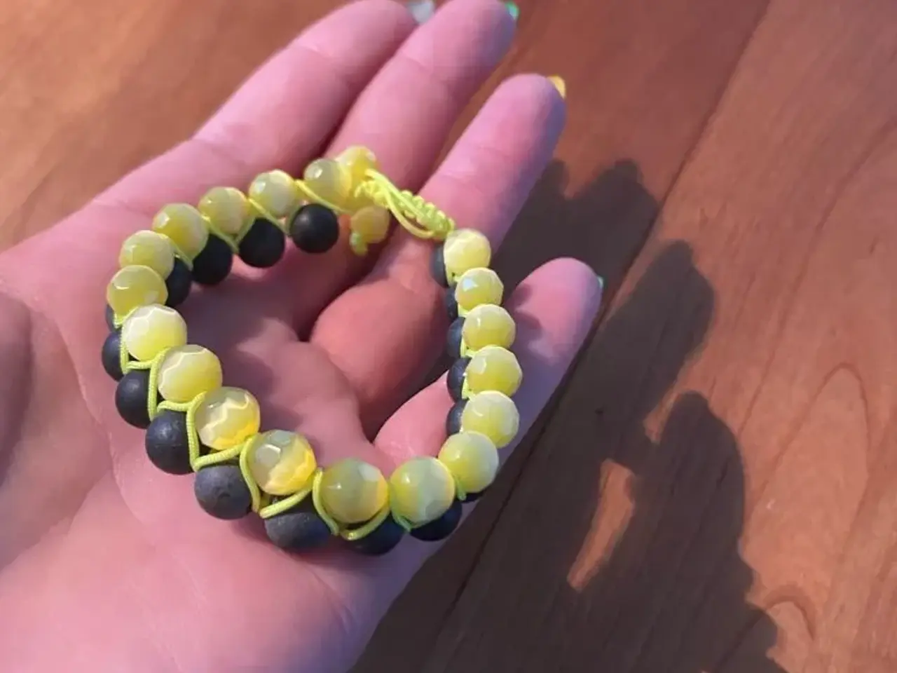 Billede 8 - Nye knyttede armbånd