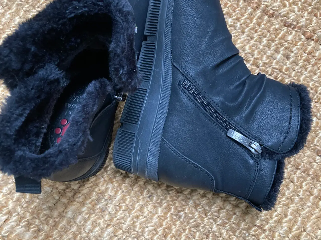 Billede 3 - Sort ankelstøvle - Soft walk plus fit str. 40