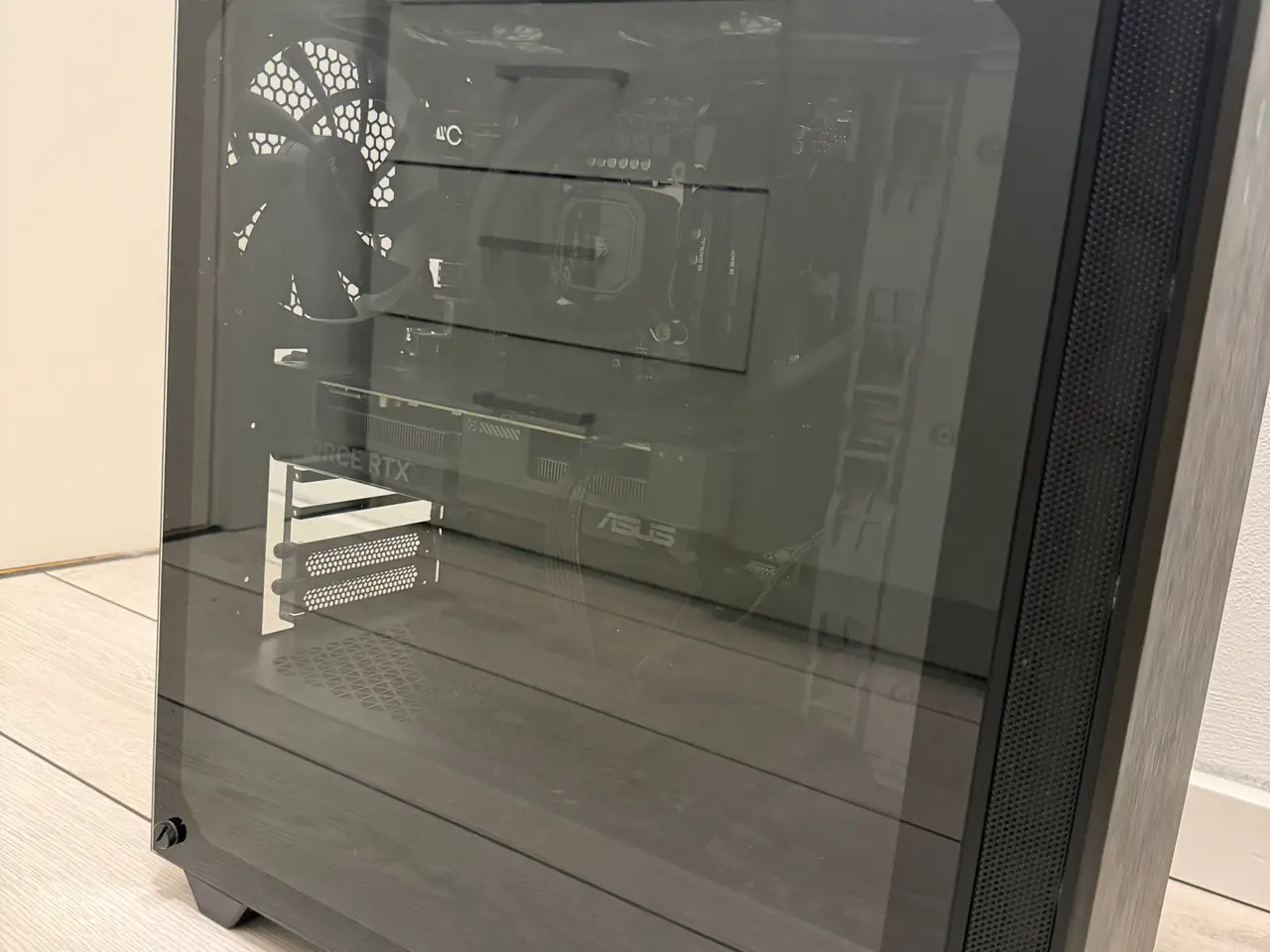 Billede 1 - Gaming-PC – Intel i7-13700K | RTX 4070 | 64GB RAM
