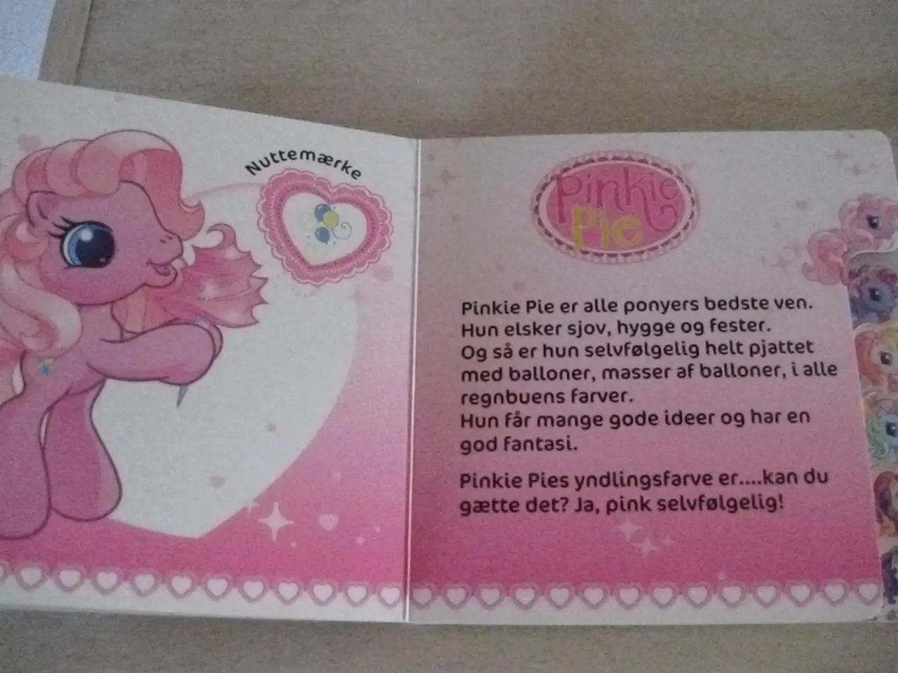 Billede 3 - My Little Pony bog - tykke sider ;-)