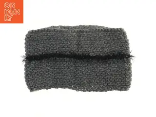Strikket halsvarmer (str. 30x20 cm)