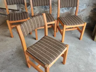 4 stk RETRO spisebordsstole i fyrretræ