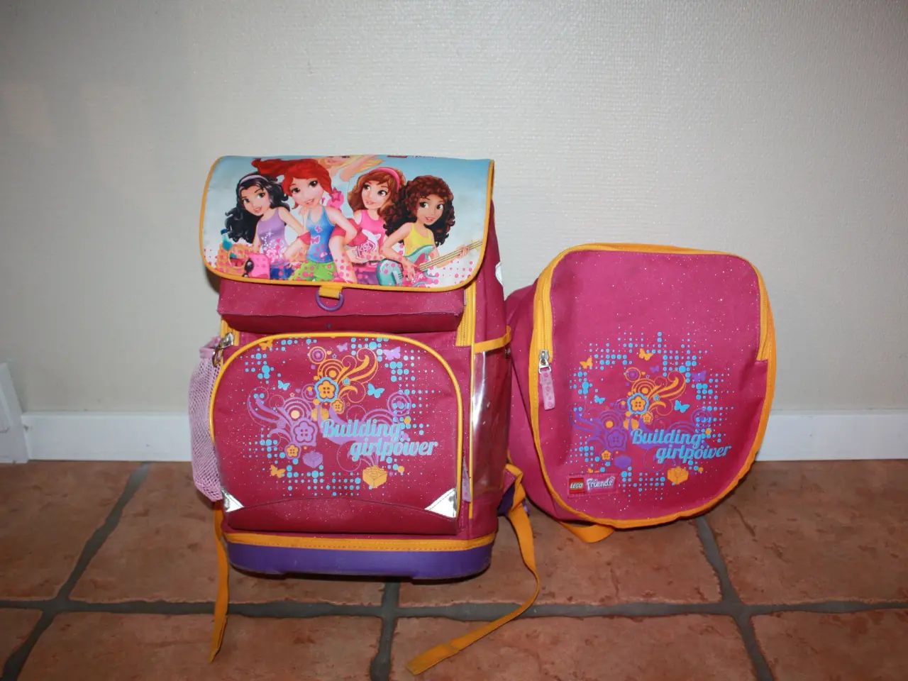 Billede 1 - Lego friends skoletaske