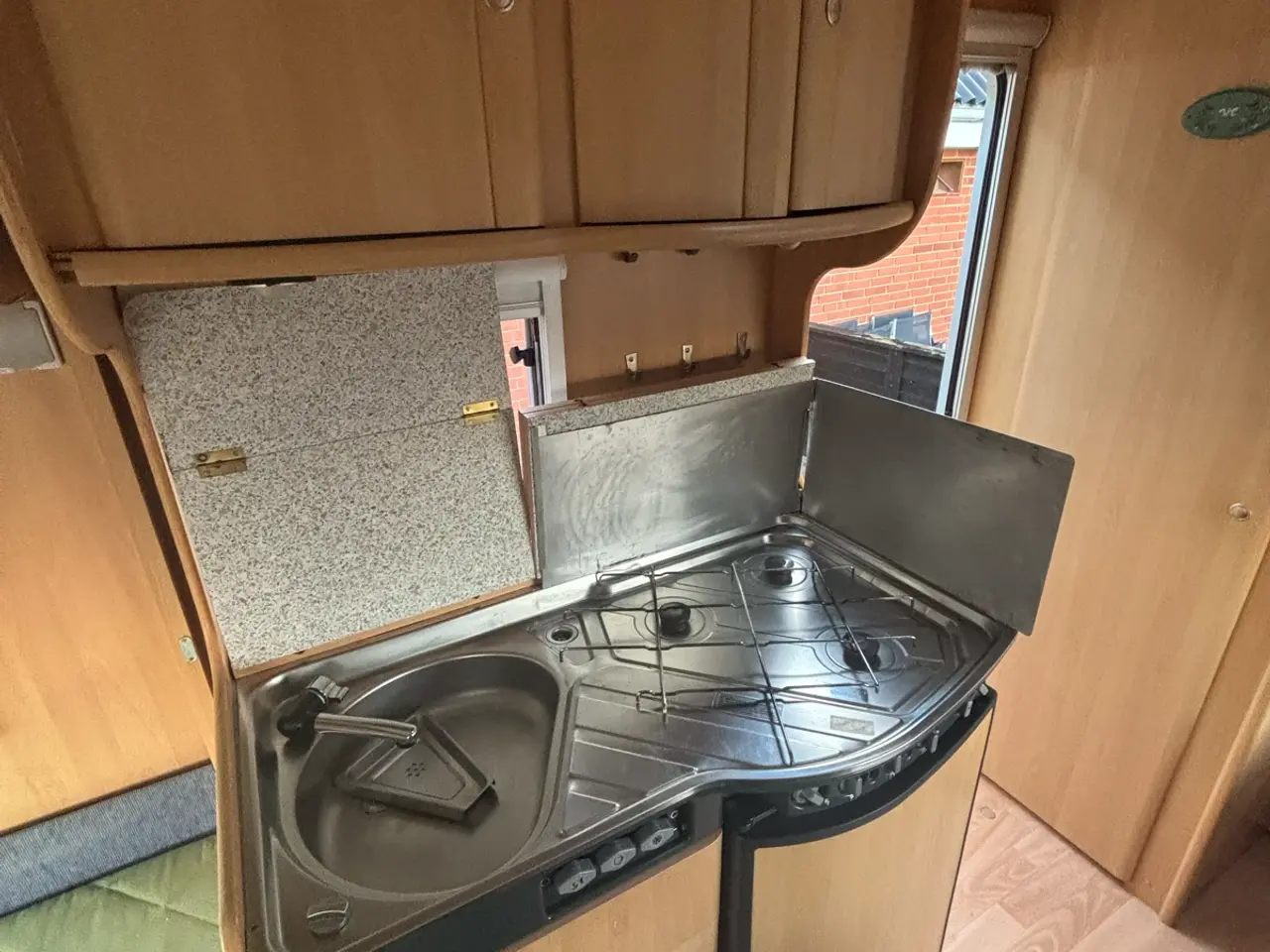 Billede 7 - Dethleffs Camper 420 - årgang 2001