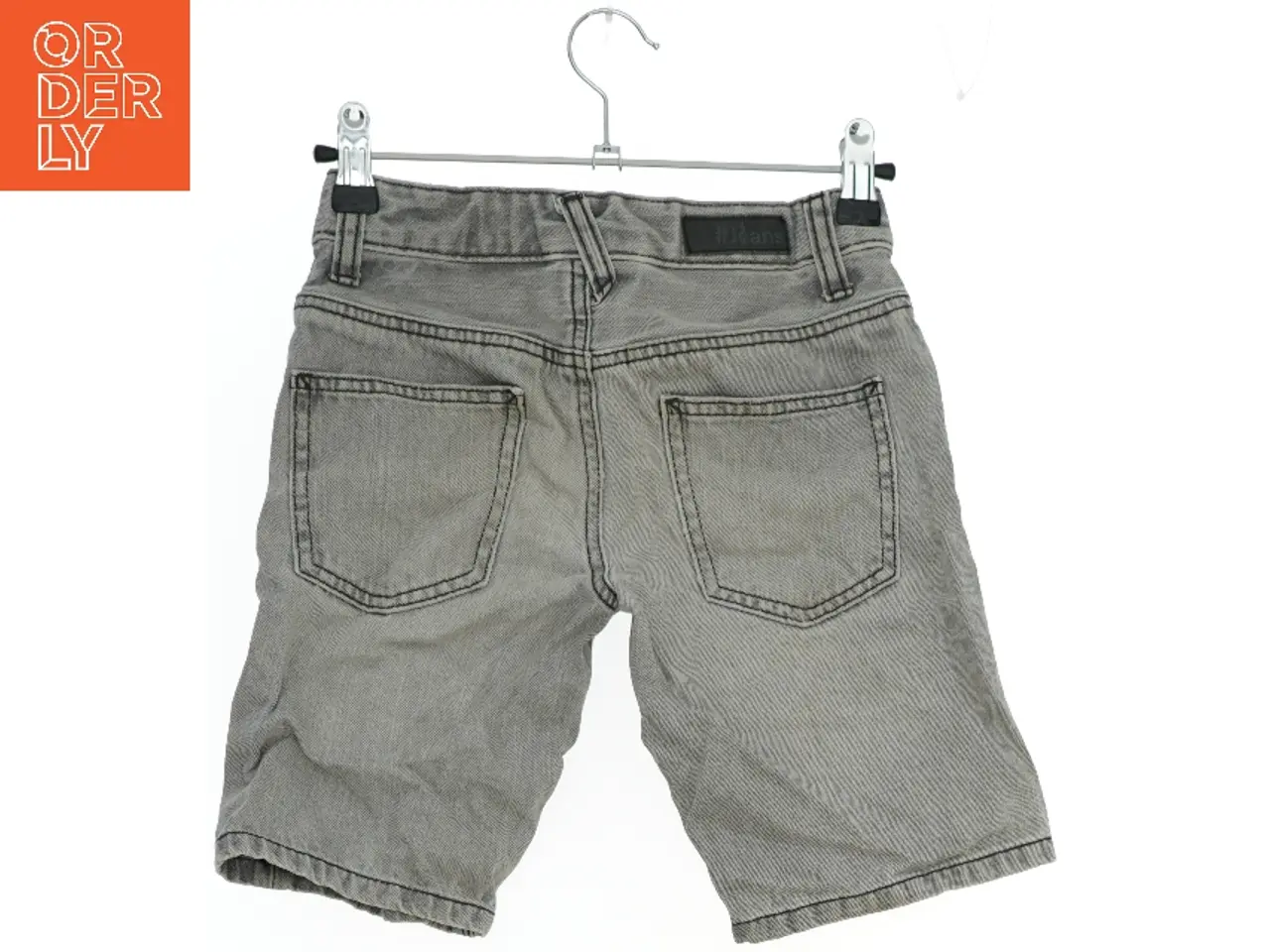 Billede 2 - Grå denim shorts fra C & A (str. 128)